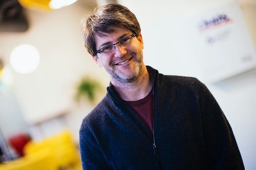 google-ato-vserez-i-nad-090758