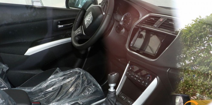 Suzuki-SX4-S-Cross-1