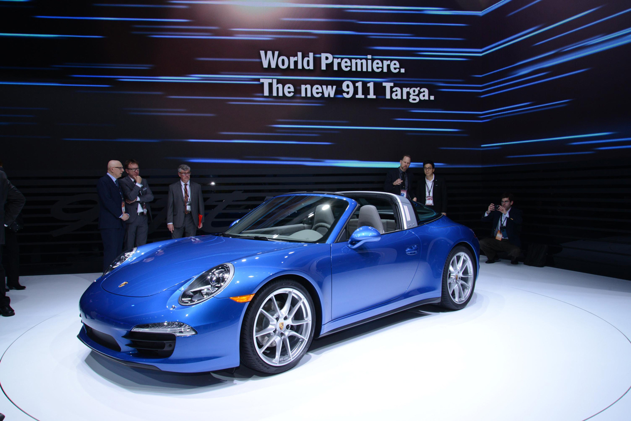 911 новая звезда. Porsche 911 Targa в будущем. Porsche p111. Тарго машина китайская. Тарго машина БМВ.