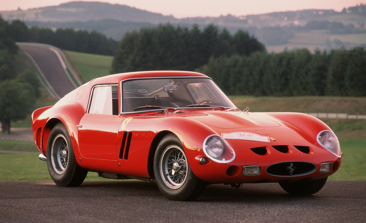 Машина Ferrari 250 GTO В Италии